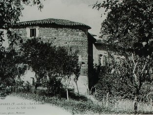 Château d’Espanel, carte postale avant la surélévation de la tour en 1936, Carole Stadnicki © Pays Midi-Quercy © Conseil départemental de Tarn-et-Garonne © Inventaire général Région Occitanie, 2014 Photo du Chateau d'Espanel