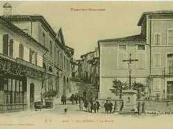 Place du Christ, 1913 Carte postale ancienne de la mairie de Molières